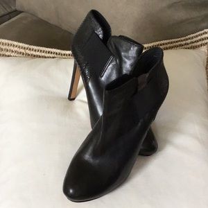 Vince Camuto shoe boots 👢